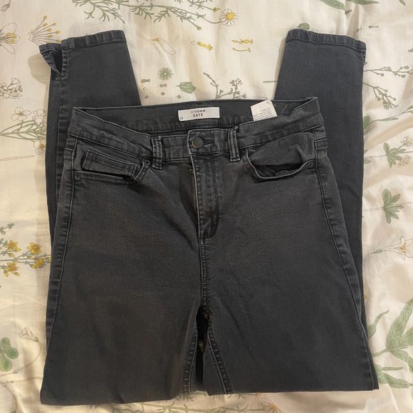 Size 29 Black skinny jeans from Dynamite - Picture 11 of 13